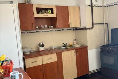 Apartament cu 4 camere decomandat în Central - 11