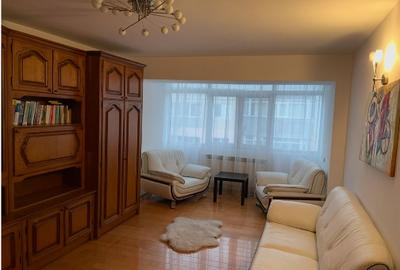 Apartament cu 3 camere decomandat, mobilat în Central - 3