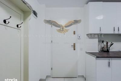 Apartament cu 4 camere semidecomandat în Zorilor