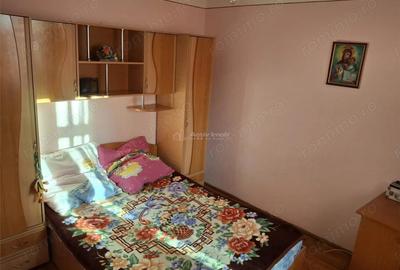 Apartament cu 2 camere semidecomandat în Micro III - 5