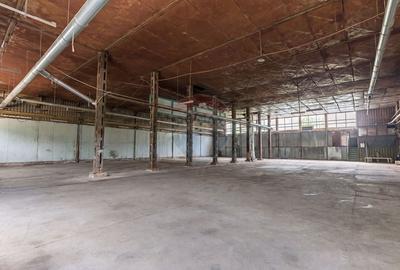 Spațiu industrial, de 1,965 mp, în Industrială - 1