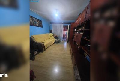 Apartament cu 2 camere decomandat în Est