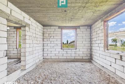 Casă cu 7 camere cu Teren 2151 Mp în Central - 9