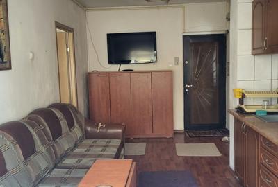 Apartament cu 2 camere decomandat în Ozana - 1