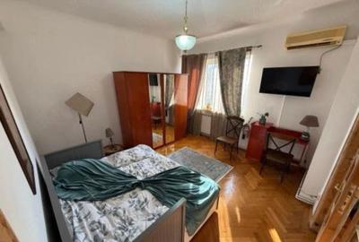 Apartament cu 2 camere semidecomandat, mobilat în Universitate
