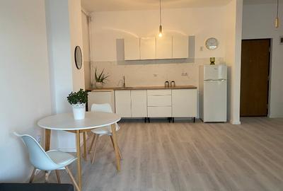 Apartament cu 2 camere semidecomandat în Florești