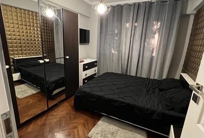 Apartament cu 4 camere decomandat, mobilat în Central