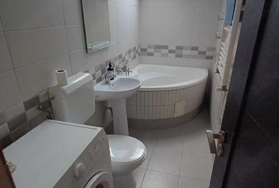 Garsonieră decomandată în Soarelui