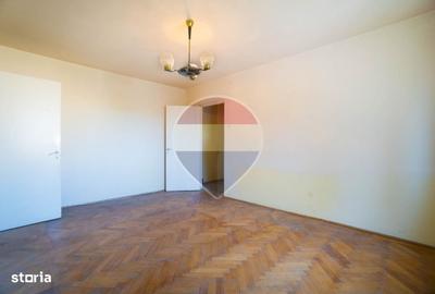 Apartament cu 2 camere semidecomandat în Florilor