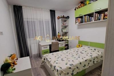 Apartament cu 3 camere decomandat, mobilat în Berceni - 1