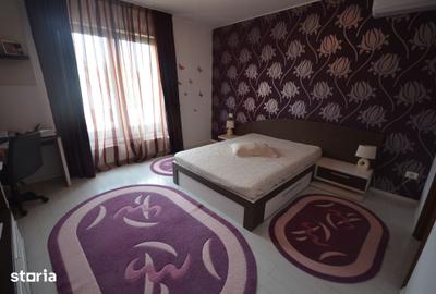 Casă cu 6 camere cu Teren 500 Mp în Central