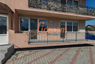 Apartament cu 3 camere decomandat, mobilat în Primăverii