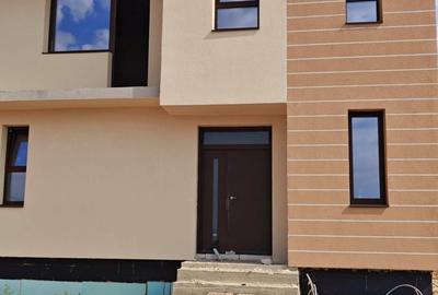Casă cu 3 camere în Central