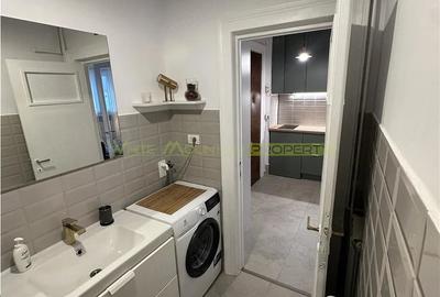 Garsonieră decomandată în Moșilor