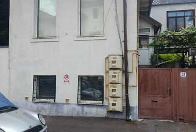 Casă cu 2 camere cu Canalizare în Banu Manta - 3