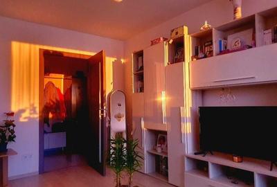 Apartament cu 2 camere decomandat în Tudor