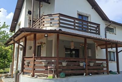 Casă cu 4 camere în Plopu - 2
