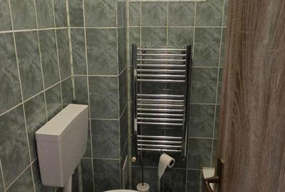 Casă cu 4 camere cu Canalizare în Unirii - 1