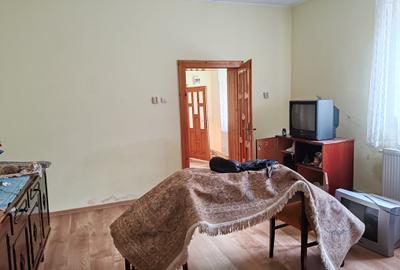 Casă individuală cu 4 camere cu Teren 476 Mp în Vlădeni - 2