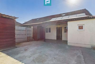 Duplex cu 4 camere cu Canalizare în Nojorid - 2