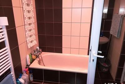 Casă cu 5 camere cu Teren 500 Mp în Central - 1
