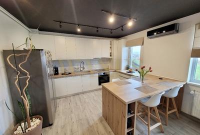 Apartament cu 3 camere semidecomandat, mobilat în Florești - 3
