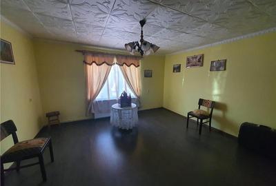 Casă cu 5 camere cu Canalizare în Avrig - 12