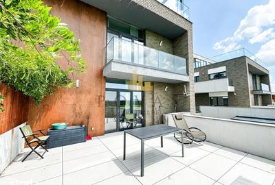 Apartament cu 4 camere în Central