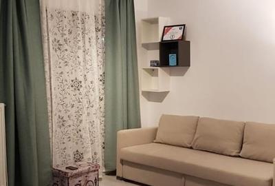Garsonieră decomandată în Central