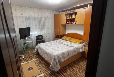 Apartament cu 3 camere decomandat în Central - 2