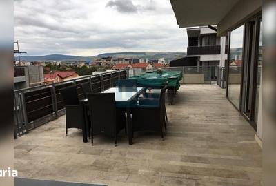 Apartament cu 4 camere semidecomandat în Bună Ziua
