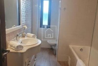 Apartament cu 3 camere în Sub Arini