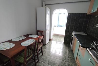 Garsonieră decomandată în Trivale