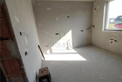 Duplex cu 4 camere cu Canalizare în Moșnița Nouă - 4