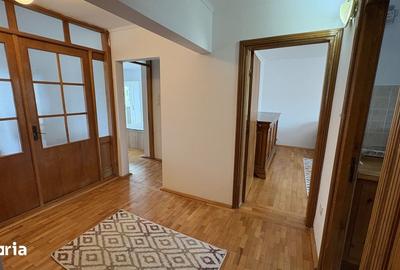 Apartament cu 3 camere decomandat în Nord - 4