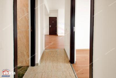 Apartament cu 2 camere decomandat în Micro 40 - 8