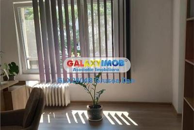 Apartament cu 3 camere decomandat în Unirii