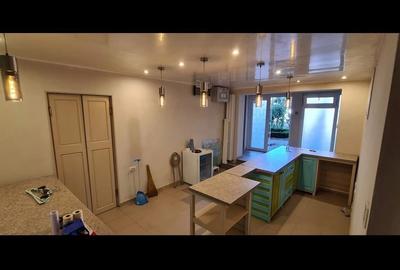 Apartament cu 3 camere decomandat în Calea Galați