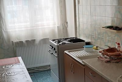 Apartament cu 2 camere decomandat, mobilat în Dâmbu Pietros - 3