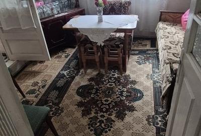 Casă în Central