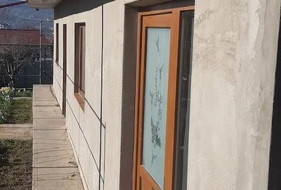 Casă cu 4 camere cu Teren 800 Mp în Central - 4