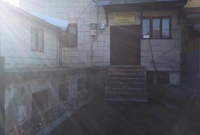 Casă în Central