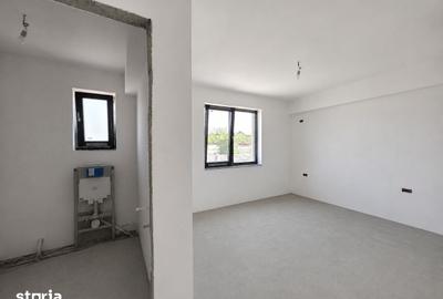Casă cu 4 camere cu Teren 400 Mp în Domnești - 9