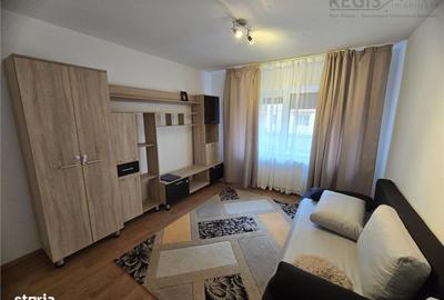 Apartament cu 3 camere, mobilat în Florilor - 10