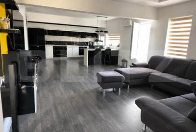 Casă cu Teren 454 Mp în Central - 5