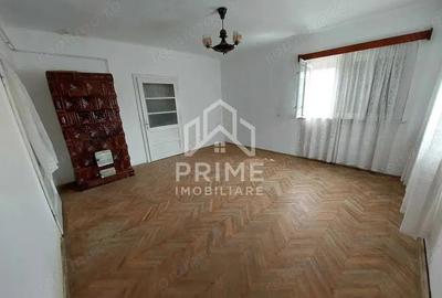 Casă cu 4 camere cu Teren 3077 Mp în Petrisat - 4