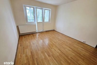 Apartament cu 2 camere în Mircea cel Bătrân