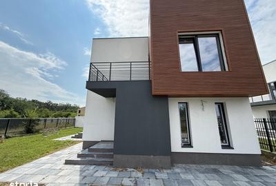Casă cu 4 camere cu Teren 419 Mp în Corbeanca