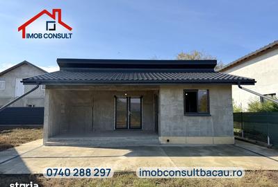 Casă cu 2 camere cu Teren 640 Mp în Letea