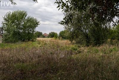 Teren Construcții intravilan de 1000 mp, în Gai - 3